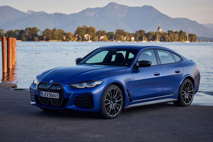 BMW Australia to show XM and M3 Touring at Motorclassica car show