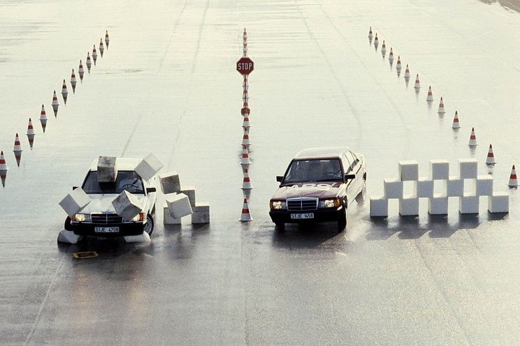 Mercedes-Benz targets no traffic deaths by 2050
