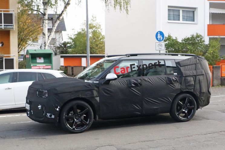 2024 Hyundai Santa Fe spied