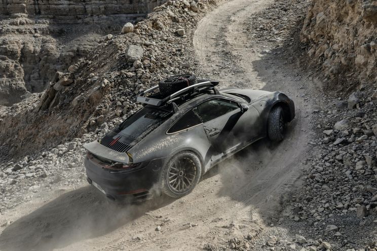 Porsche 911 Dakar: Rally-inspired model confirmed
