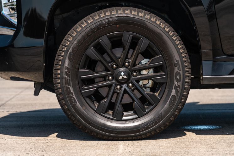 2023 Mitsubishi Pajero Sport