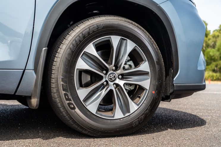 2023 Toyota Kluger
