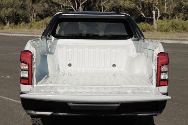 2023 Mitsubishi Triton Xtreme