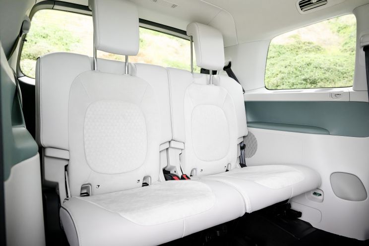 Volkswagen ID. Buzz: Longer Electric Kombi gets seven seats