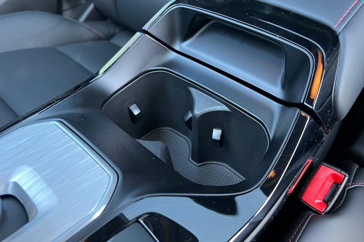 2024 MG 5 review | CarExpert