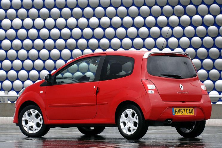 Renault Twingo Green: The Eco Friendly City Car You Need Before They'Re Gone! - 56wjq7q