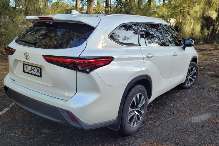 Toyota Grand Highlander teased with new Hybrid Max drivetrain