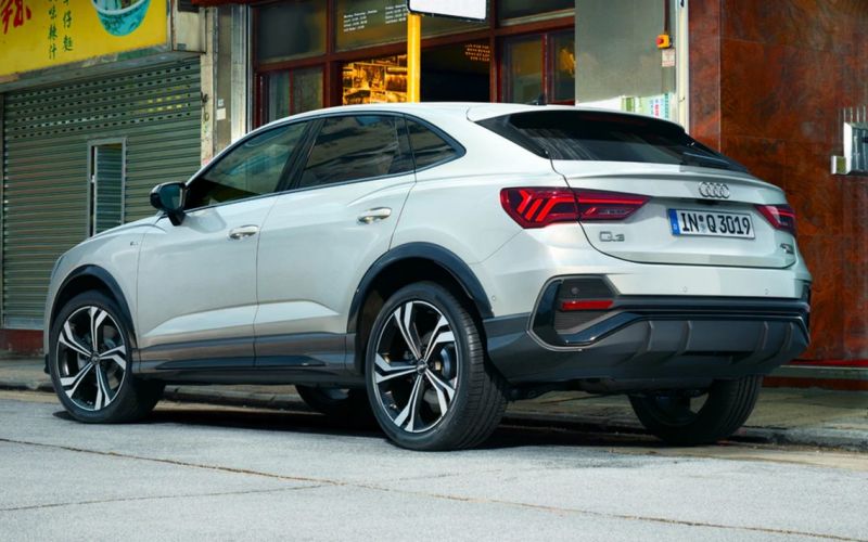 2021 Audi Q3 35 TFSI S LINE