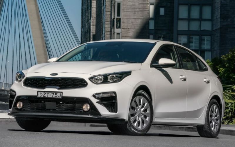 2018 Kia Cerato SPORT NAV five-door hatchback Specifications | CarExpert