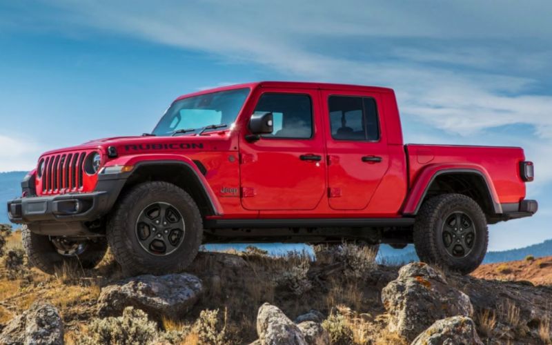 2023 Jeep Gladiator NIGHT EAGLE (4x4) dual cab utility Specifications ...