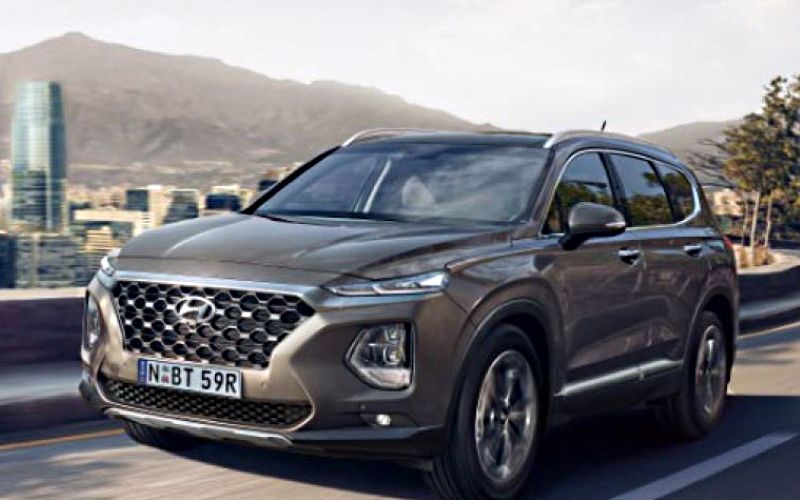 2019 Hyundai Santa Fe ACTIVE (AWD) four-door wagon Specifications ...