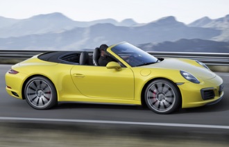 2018 Porsche 911 CARRERA 4S