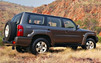 nissan patrol y61 2014