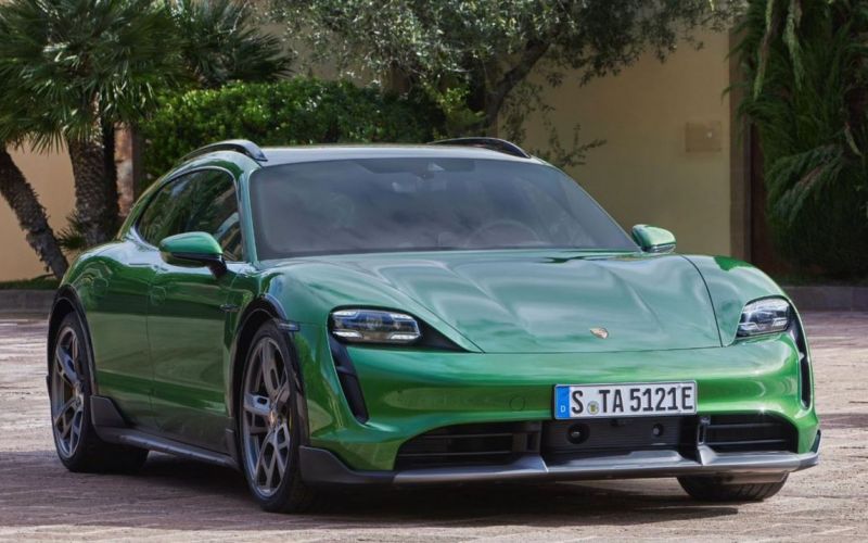 2022 Porsche Taycan 4S CROSS TURISMO