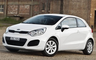 14 Kia Rio S Three Door Hatchback Specifications Carexpert