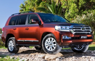 2017 toyota landcruiser sahara