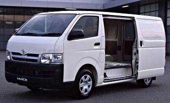 Тойота hiace 2013