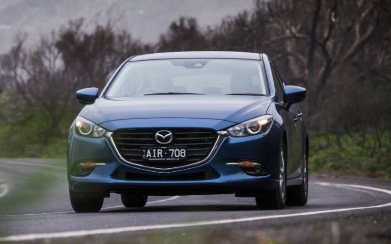  Mazda 3 TOURING (5YR) hatchback de cinco puertas 2019 Especificaciones |  Experto en autos