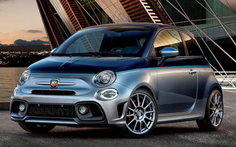 2018 Abarth 695c