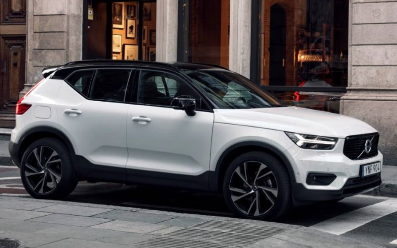 19 Volvo Xc40 T4 Inscription Awd Four Door Wagon Specifications Carexpert