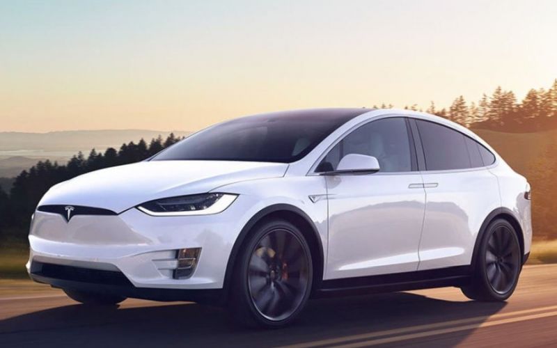 2018 Tesla Model X 100D (100XB) four-door wagon Specifications | CarExpert