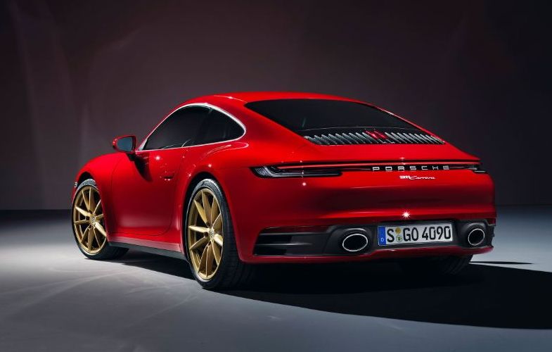 2019 Porsche 911 CARRERA