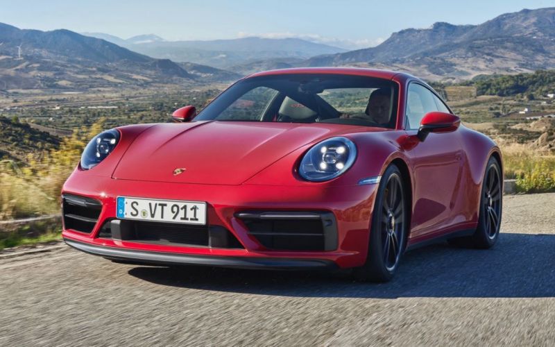2021 Porsche 911 CARRERA GTS