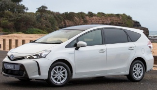 2018 Toyota Prius V i-TECH HYBRID