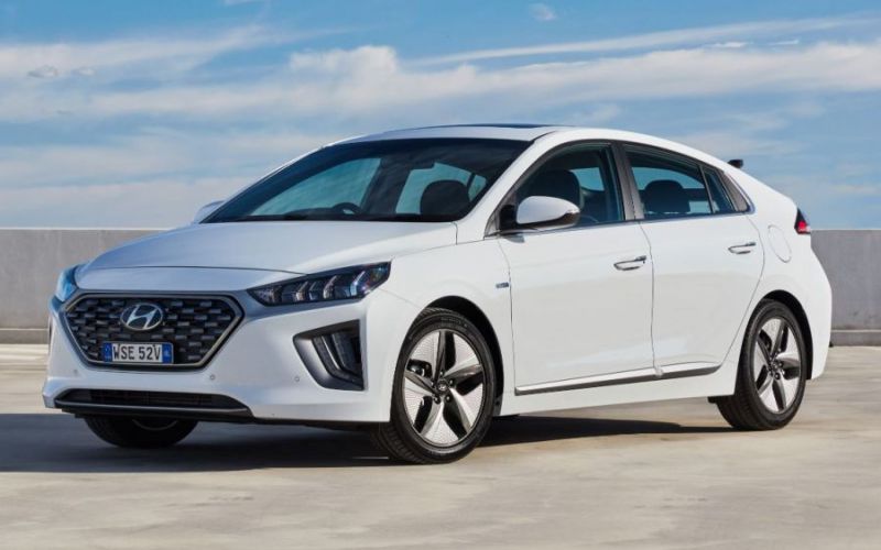 2021 Hyundai Ioniq ELECTRIC ELITE four-door hatchback Specifications ...