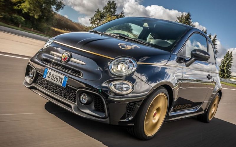 2021 Abarth 595 SCORPIONEORO SPECIAL EDITION