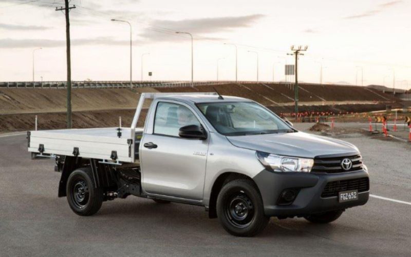 2021 Toyota HiLux SR (4x4)