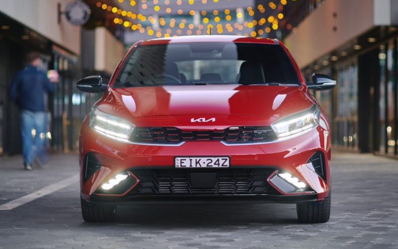 2021 Kia Cerato GT four-door sedan Specifications | CarExpert