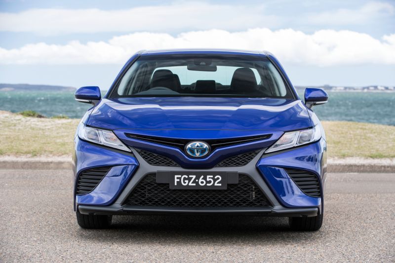 2020 Toyota Camry price and specs