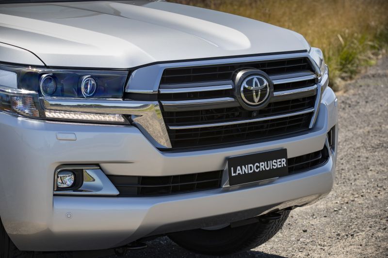 2020 Toyota LandCruiser price and specs