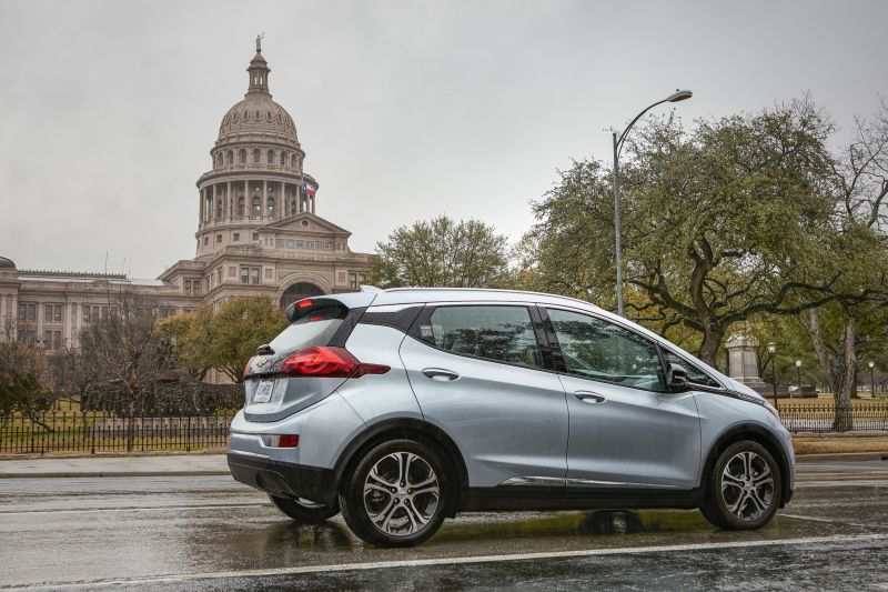 GM shuts Maven car-sharing service