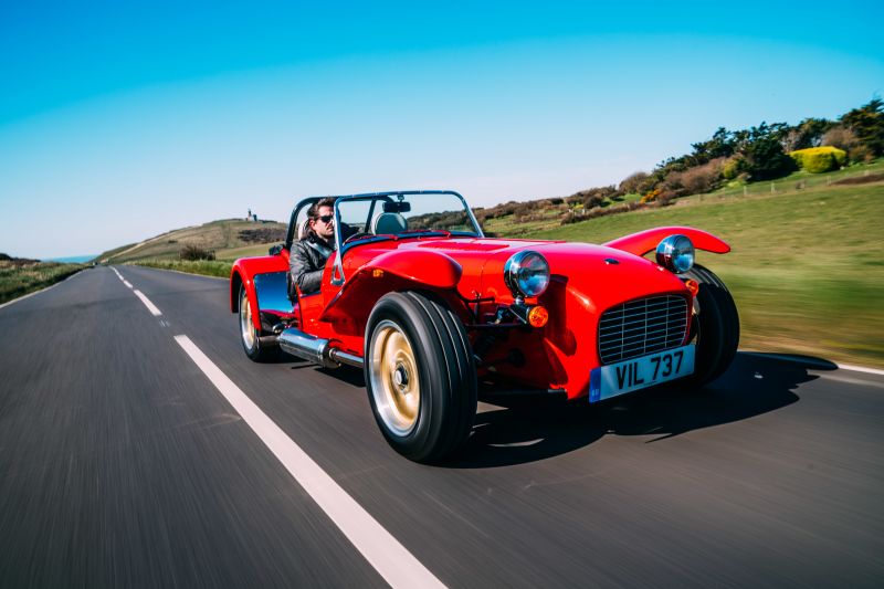 Caterham debuts even more retro Super Seven 1600