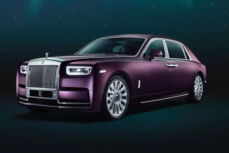 Rolls-Royce Silent Shadow badge debuting on EV - report