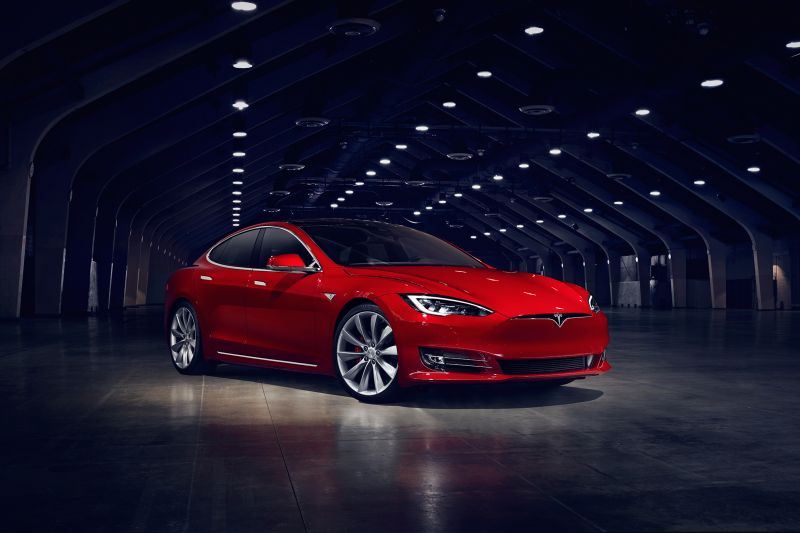 2021 Tesla Model S price and specs