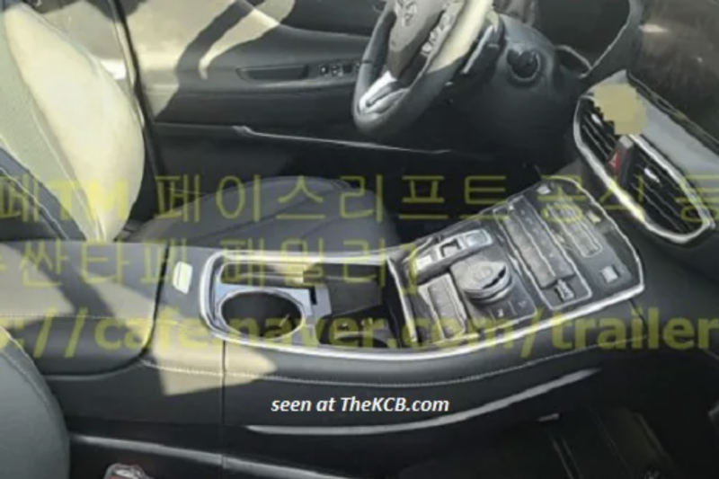 2021 Hyundai Santa Fe interior spied