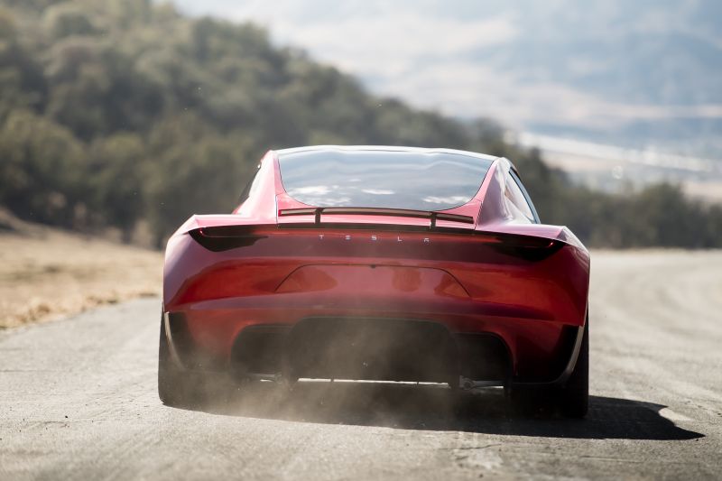 Tesla Roadster delayed until 2022
