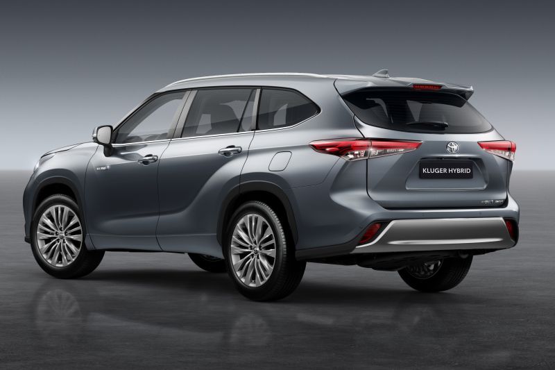 Toyota Kluger hybrid locked in for Australia