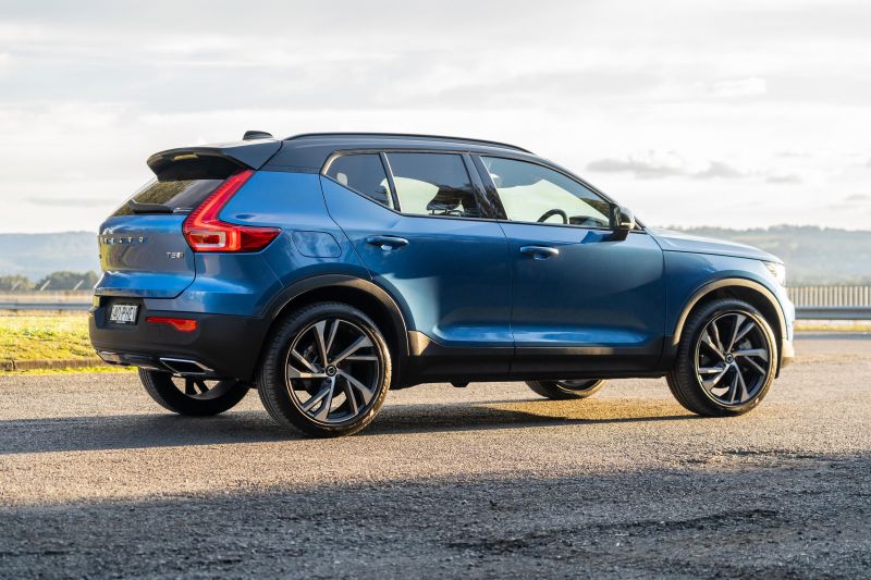 2020 Volvo XC40 Recharge plug-in hybrid T5 R-Design