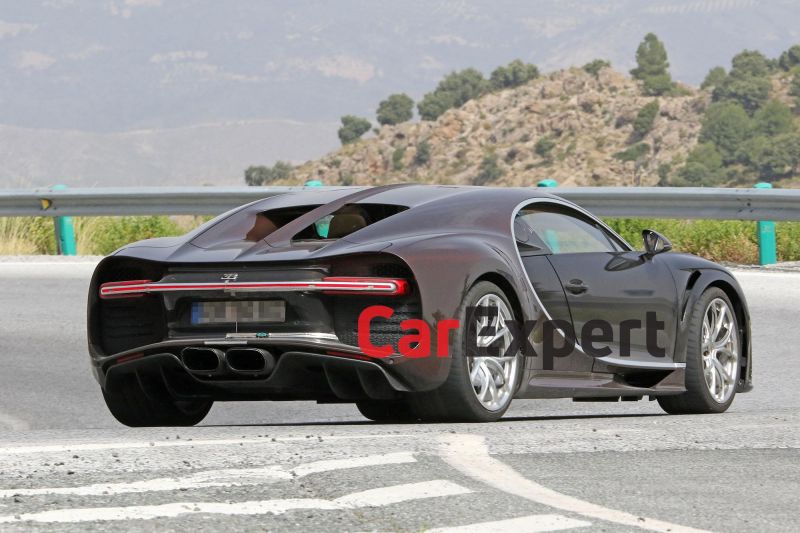 Bugatti Chiron mule spied