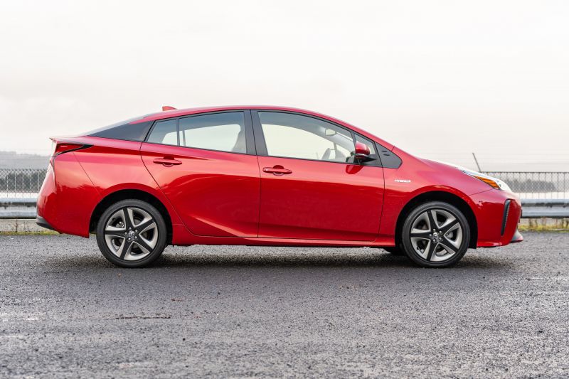 2020 Toyota Prius i-Tech