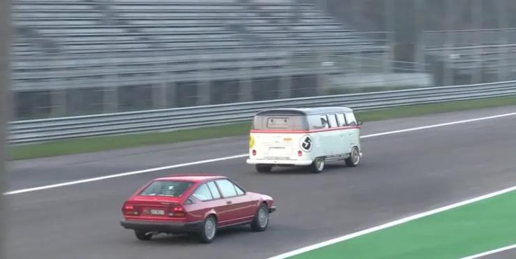 This 530hp VW Kombi is lapping Ferraris at Monza!