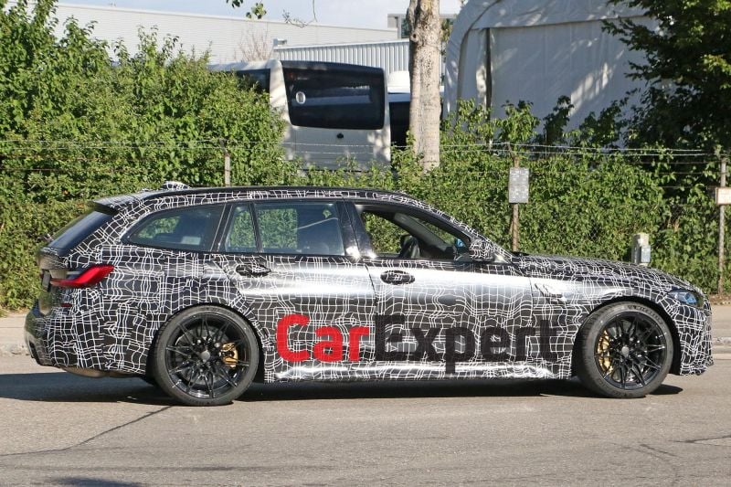 2022 BMW M3 wagon spied