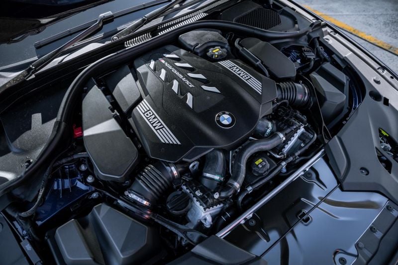 2020 BMW M550i performance