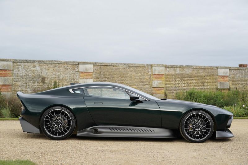 Aston Martin Victor one-off unveiled