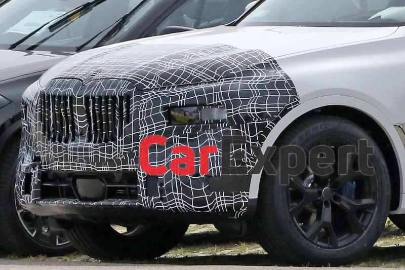 2021 BMW X7 facelift spied