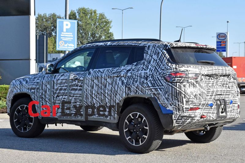 2022 Jeep Compass facelift spied